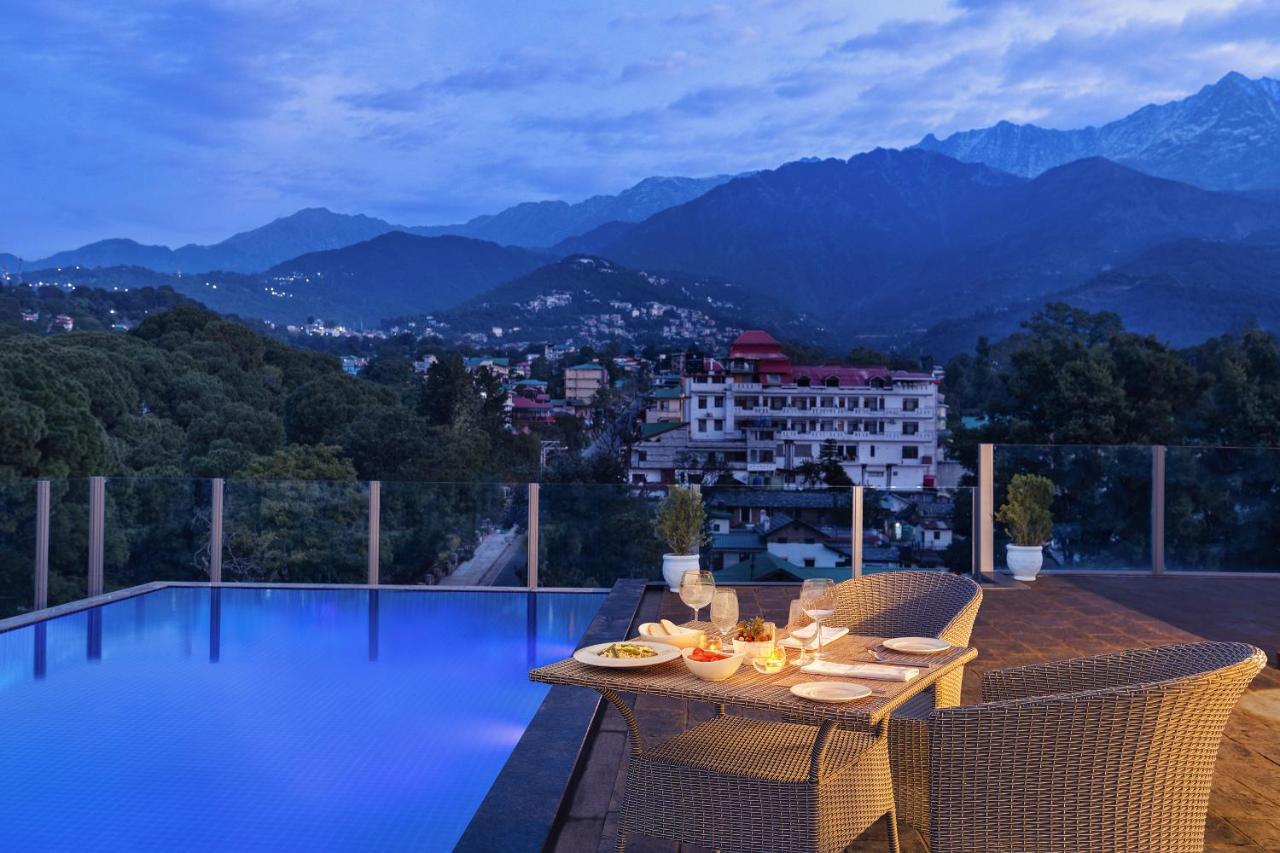 Infinitea Centric Dharamshala Hotell Exteriör bild