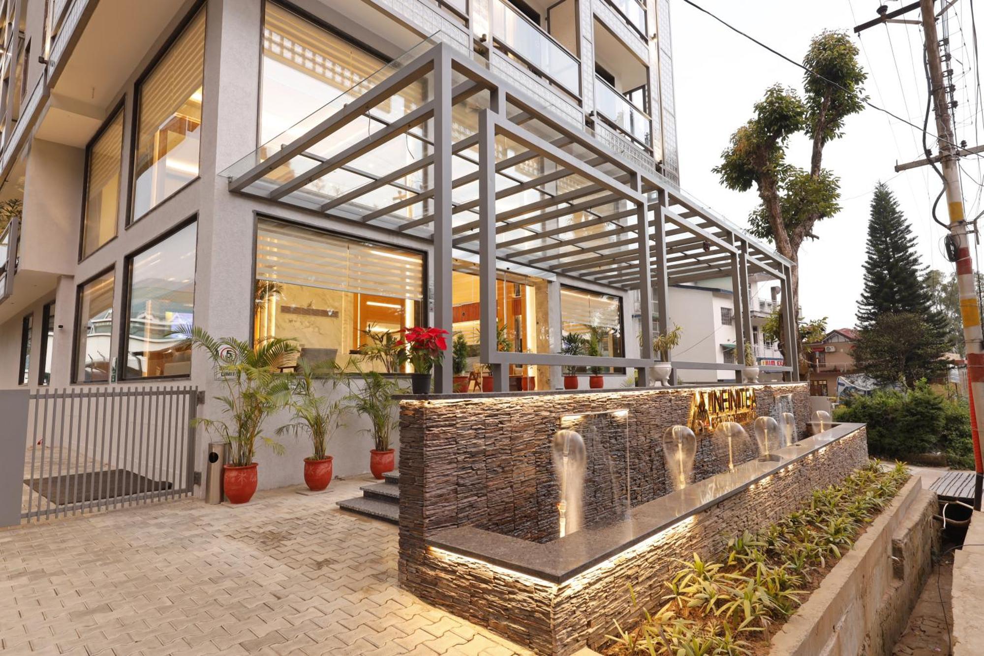 Infinitea Centric Dharamshala Hotell Exteriör bild